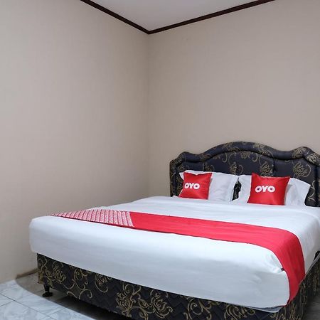 Oyo 1851 Homestay Joss Tanjungbinga Экстерьер фото