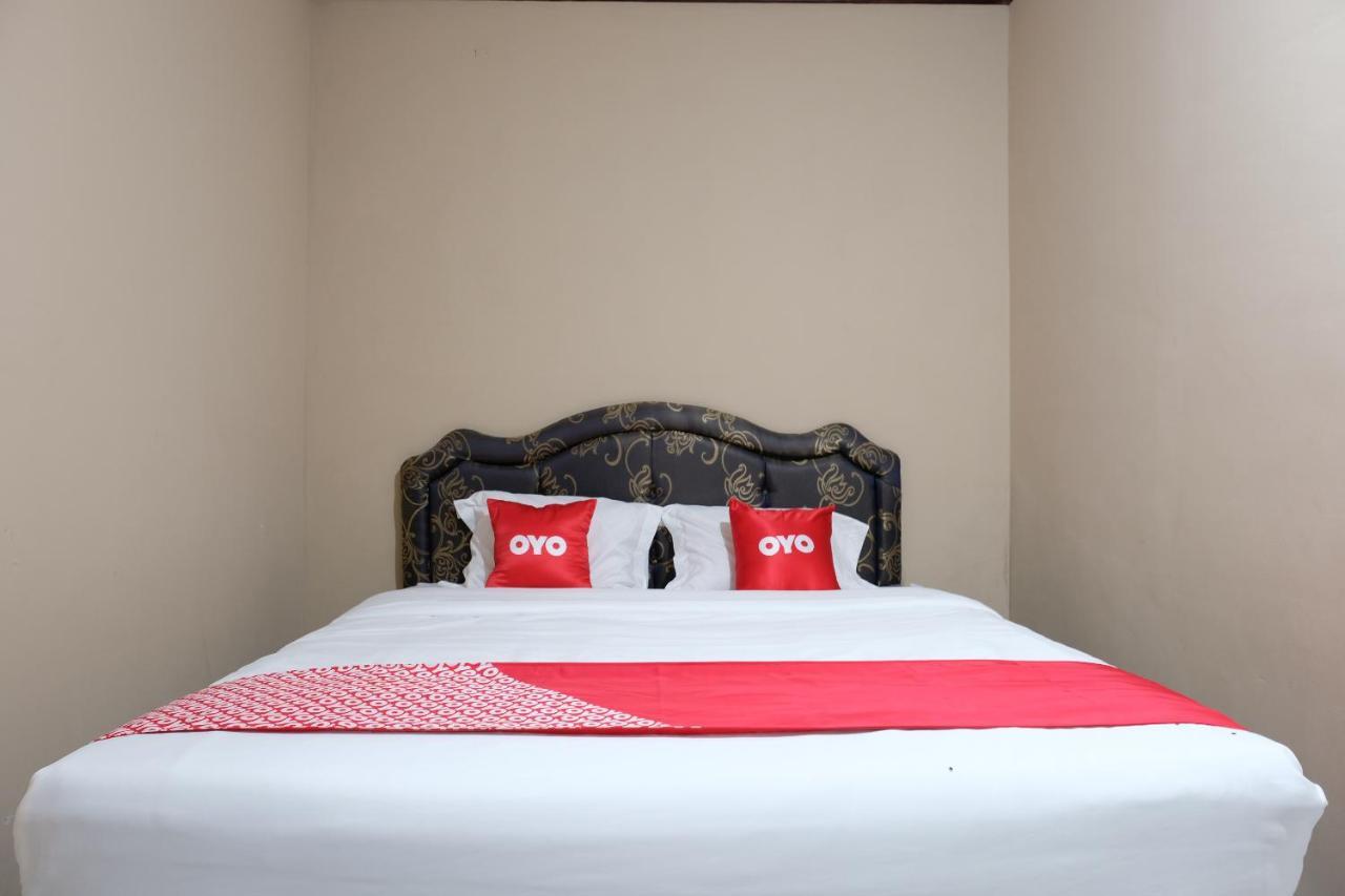 Oyo 1851 Homestay Joss Tanjungbinga Экстерьер фото
