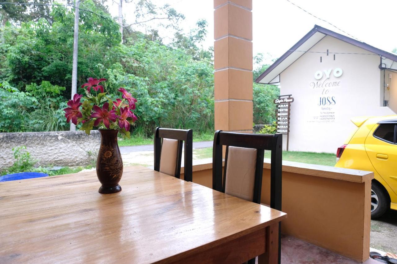 Oyo 1851 Homestay Joss Tanjungbinga Экстерьер фото