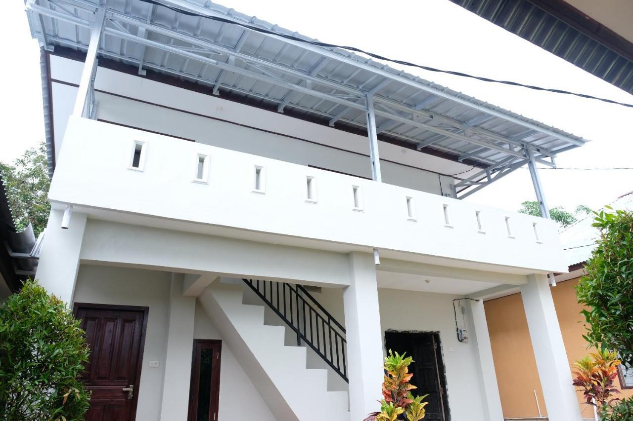 Oyo 1851 Homestay Joss Tanjungbinga Экстерьер фото